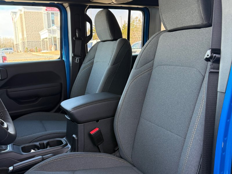 2025 Jeep WRANGLER 4-Door WILLYS