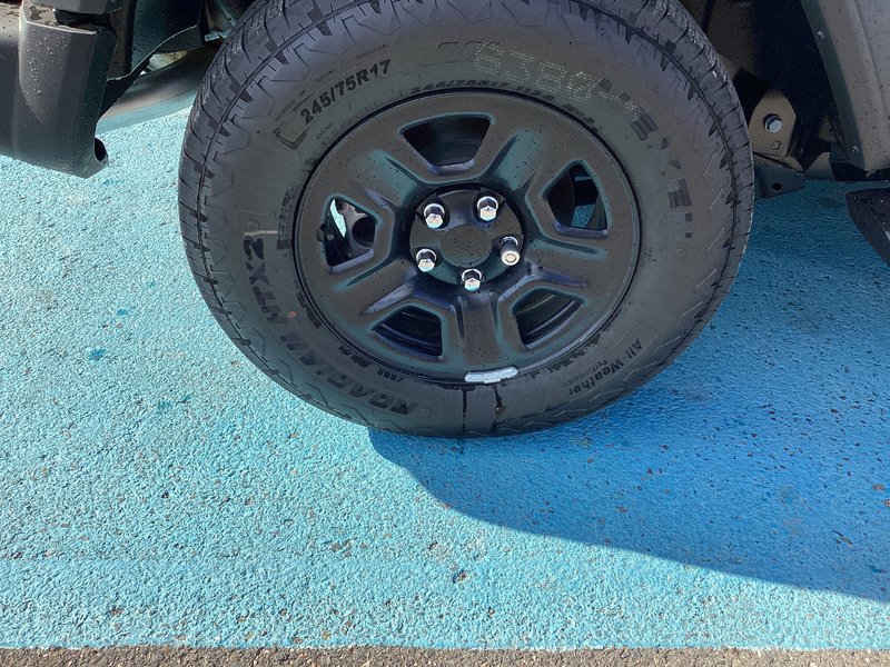 2025 Jeep WRANGLER 4-Door SPORT