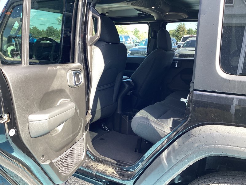 2025 Jeep WRANGLER 4-Door SPORT