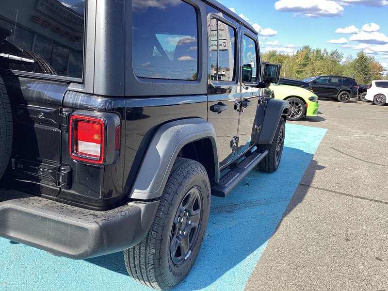 2025 Jeep WRANGLER 4-Door SPORT