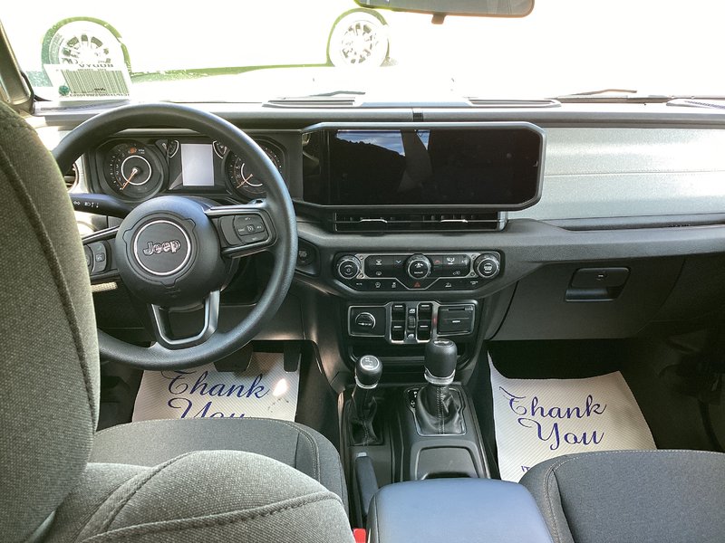 2025 Jeep WRANGLER 4-Door SPORT