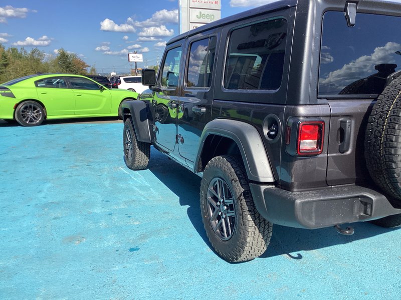 2025 Jeep WRANGLER 4-Door SPORT S