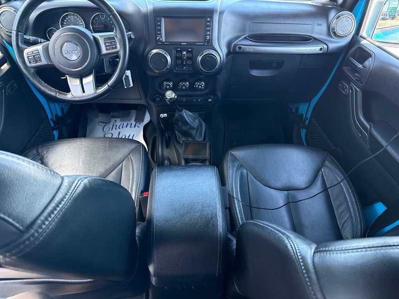 2018 Jeep WRANGLER JK UNLIMITED Sahara smoky Mountain edition In absolutely amazing condition, leather navigation, tire wheel kit package