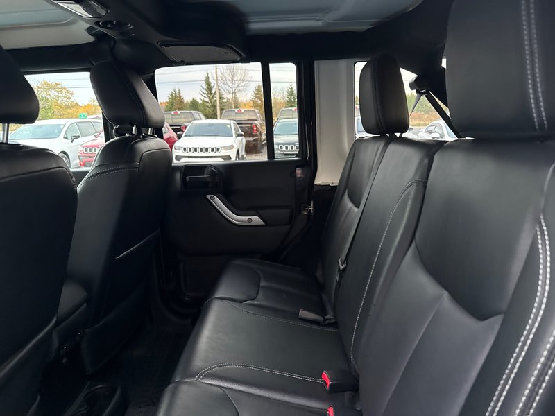 2018 Jeep Wrangler JK Unlimited Rubicon Amazing condition fully loaded