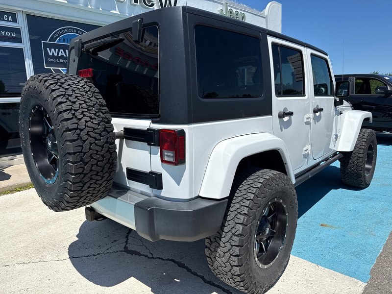 Jeep Wrangler Unlimited Sahara 2017