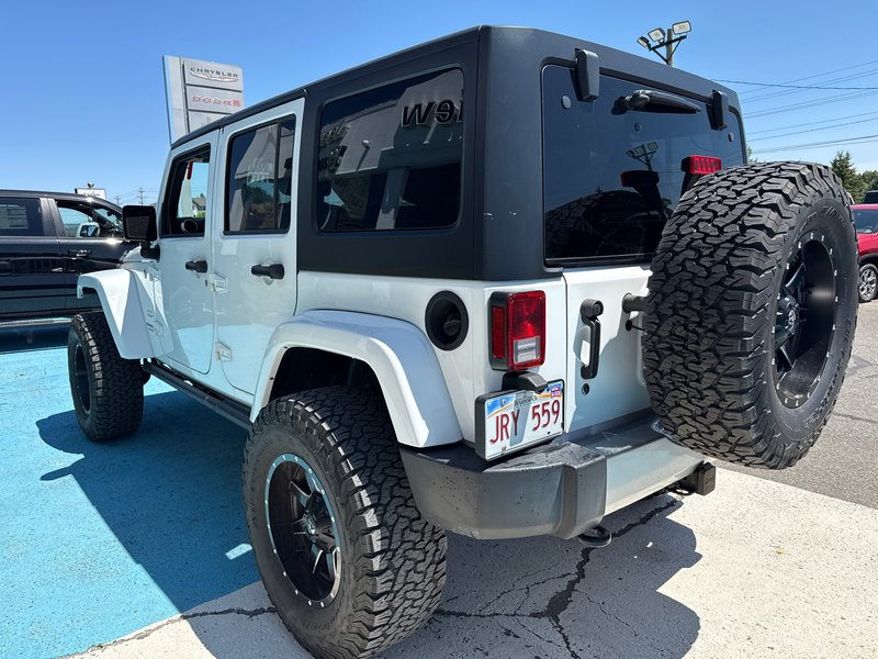 Jeep Wrangler Unlimited Sahara 2017