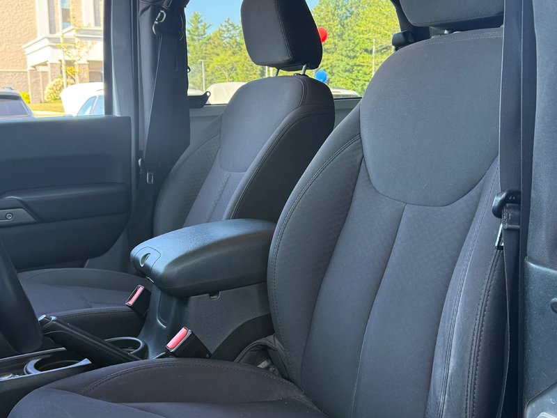 2015 Jeep Wrangler SPORT AS TRADED - MANUAL - GREAT PRICE AND VALUE
