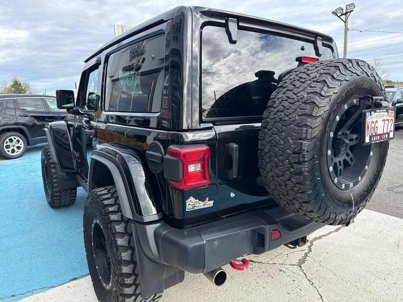 2018 Jeep Wrangler Rubicon Over 10 K in extras 35 inch rim, tire, fox lift, snorkel, steel bumper, package, , wench!!