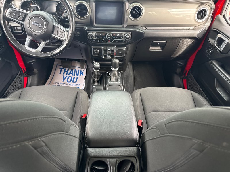 Jeep Wrangler Unlimited Sahara 2022