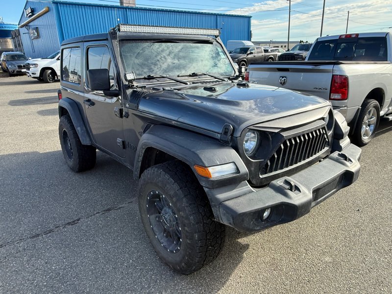 2022 Jeep WRANGLER SPORT