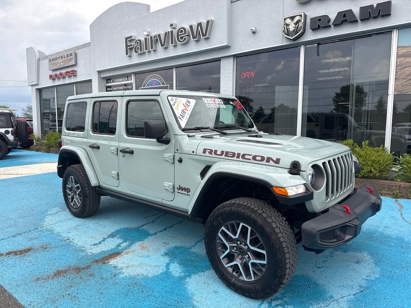 2023 Jeep Wrangler Rubicon New tires