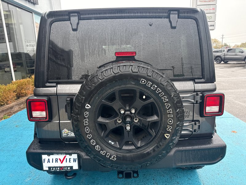 2023 Jeep Wrangler Willys Navigation and heated seats