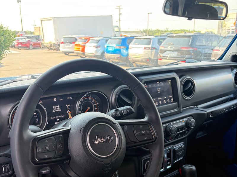2023 Jeep WRANGLER WILLYS