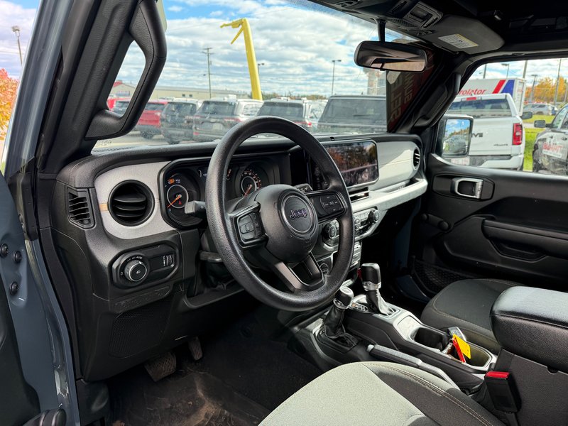 2024 Jeep WRANGLER SPORT