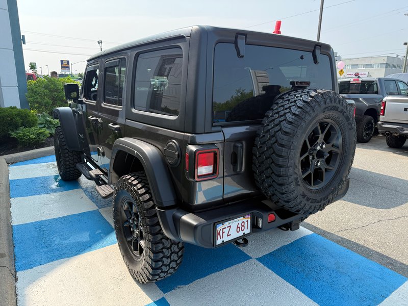 2025 Jeep Wrangler WILLYS