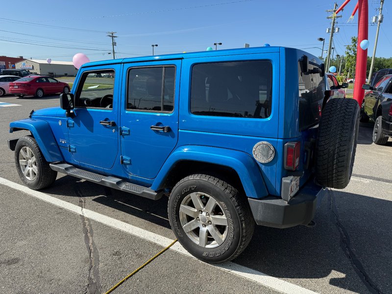 2016 Jeep WRANGLERUNLIMITED WRANGLER UNLIMITED SAHARA