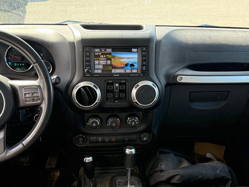 2016 Jeep WRANGLERUNLIMITED WRANGLER UNLIMITED SAHARA