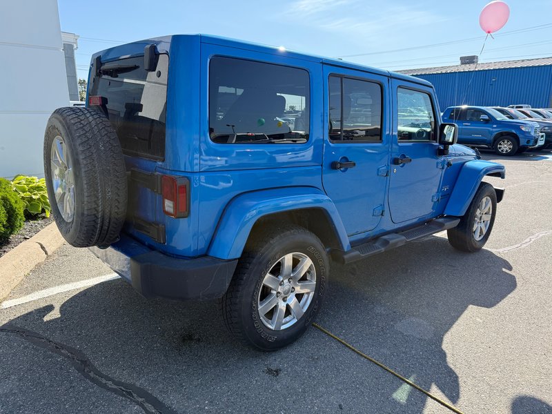 2016 Jeep WRANGLERUNLIMITED WRANGLER UNLIMITED SAHARA