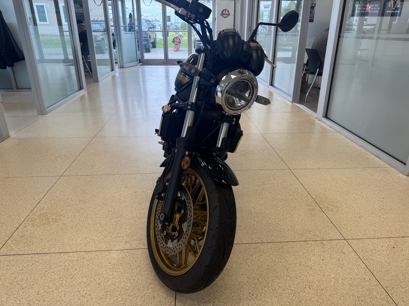 Kawasaki Z650 Z-650 2025