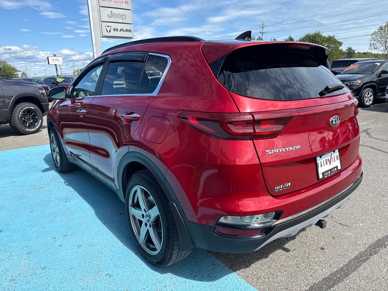 2021 Kia Sportage EX with only 25,000 km
