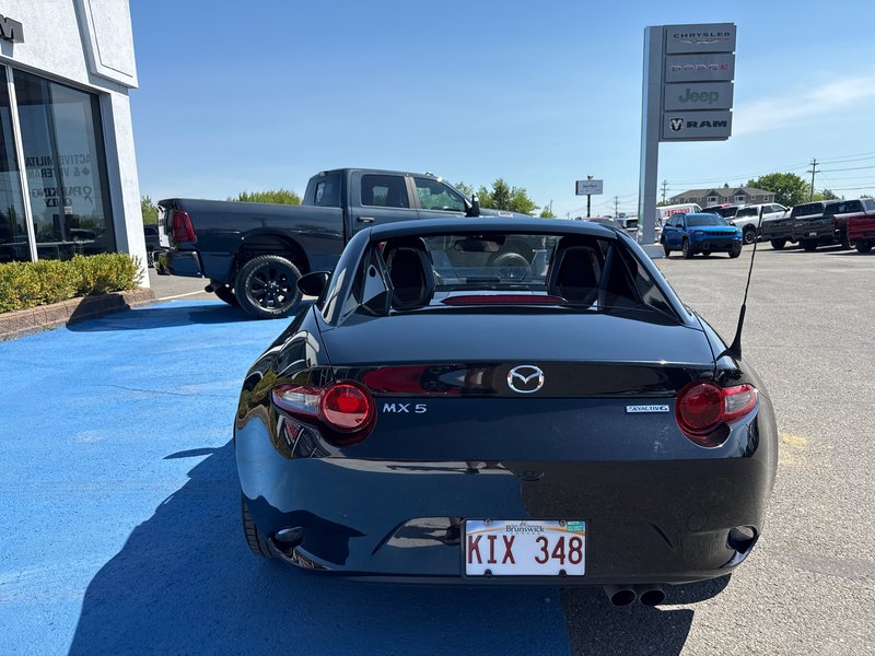 2021 Mazda MX-5 RF GS-P Hardtop convertible
