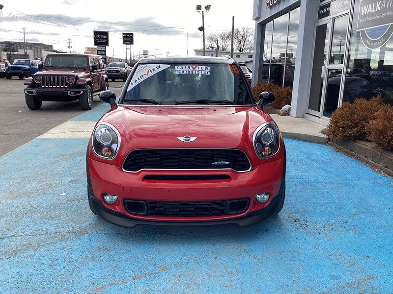 2013 MINI Cooper Countryman John Cooper Works ALL4 Two sets of tires and rims