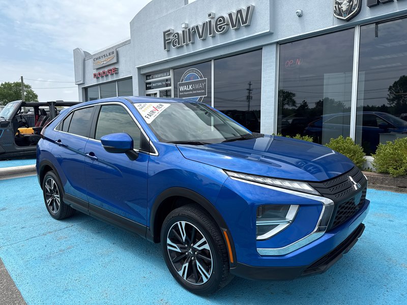 2023 Mitsubishi ECLIPSE CROSS ES AWD New tires new brake new two year MVI