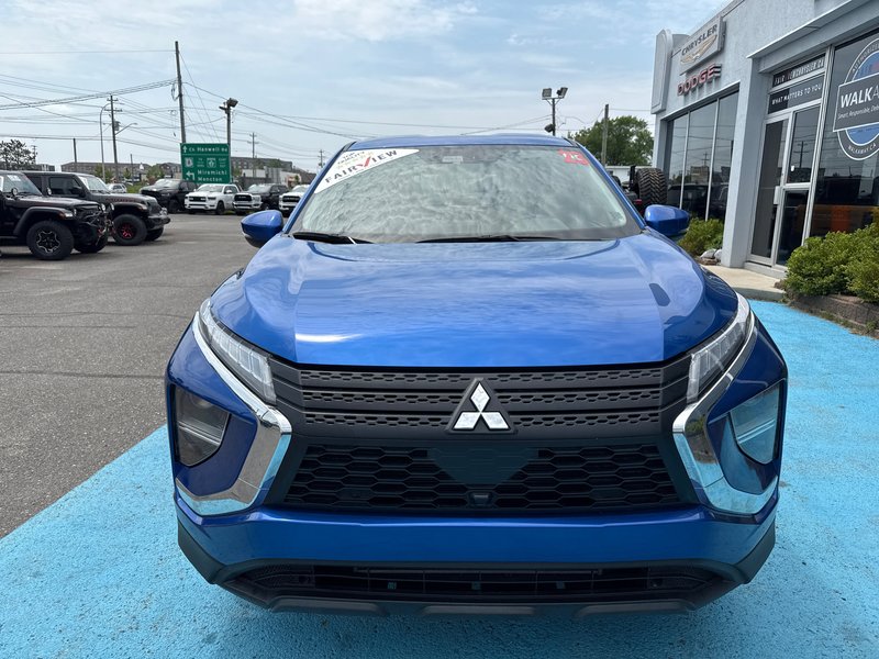 2023 Mitsubishi ECLIPSE CROSS ES AWD New tires new brake new two year MVI