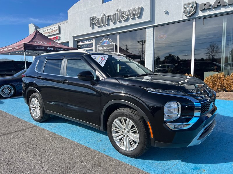 2022 Mitsubishi Outlander  Seven passenger loaded with sunroof, heated seats, etc.