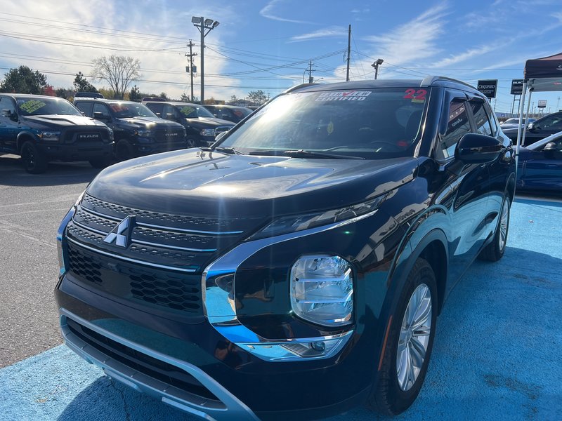 2022 Mitsubishi Outlander  Seven passenger loaded with sunroof, heated seats, etc.