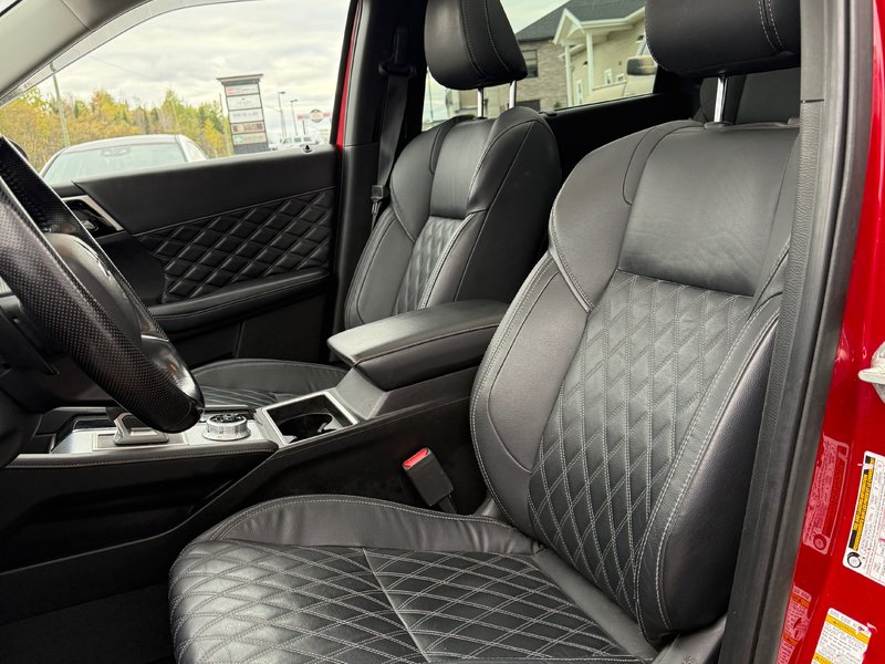 2022 Mitsubishi OUTLANDER GT PREMIUM
