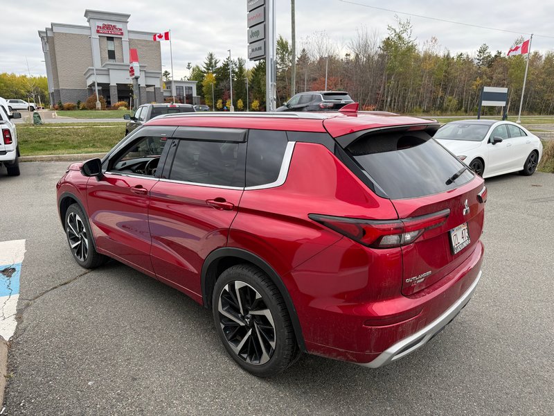 2022 Mitsubishi OUTLANDER GT PREMIUM