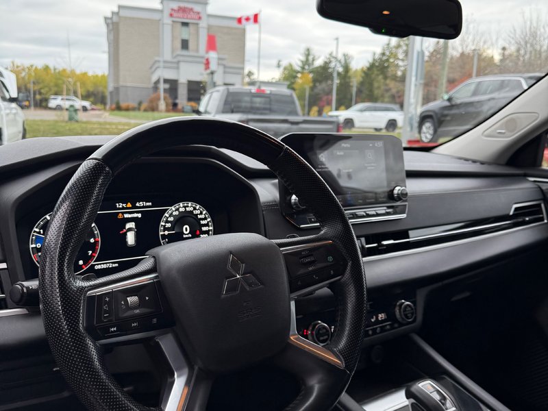 2022 Mitsubishi OUTLANDER GT PREMIUM