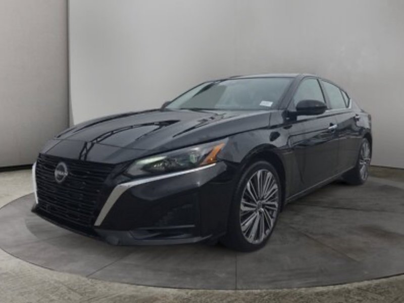 Nissan Altima PLATINUM 2025