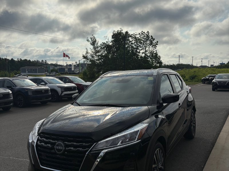 2025 Nissan Kicks Play SV