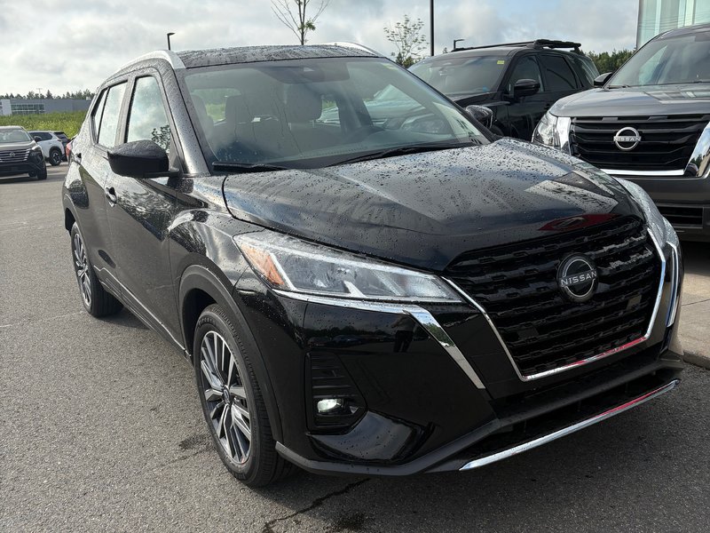 2025 Nissan Kicks Play SV