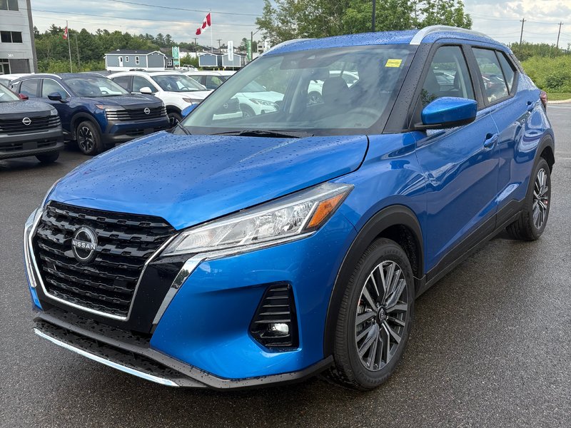2025 Nissan Kicks Play SV