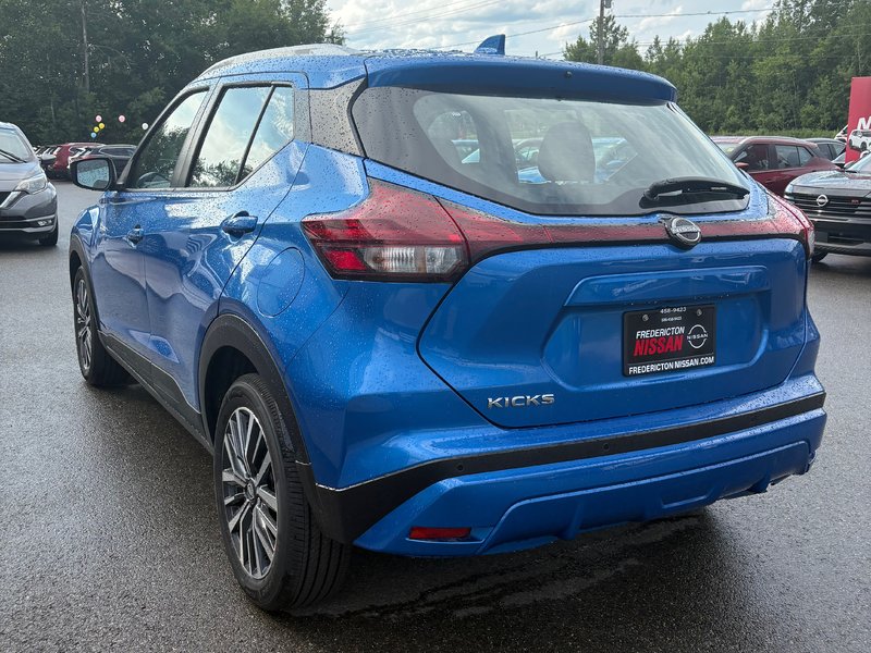 2025 Nissan Kicks Play SV