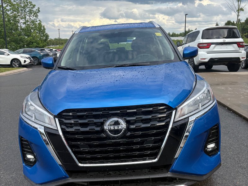 2025 Nissan Kicks Play SV