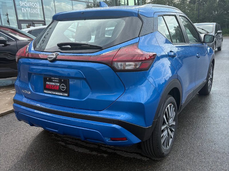 2025 Nissan Kicks Play SV