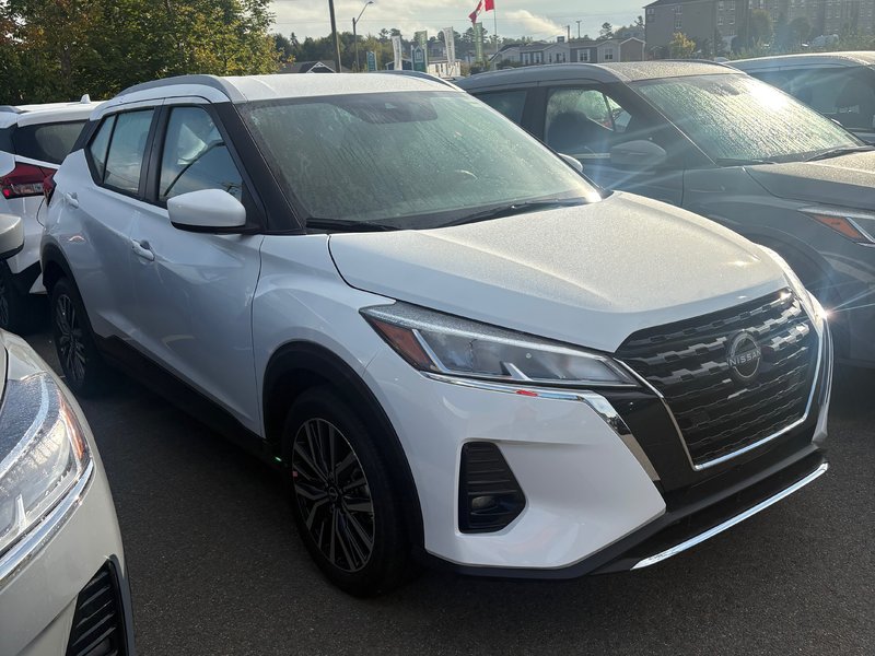 Nissan Kicks Play SV 2025