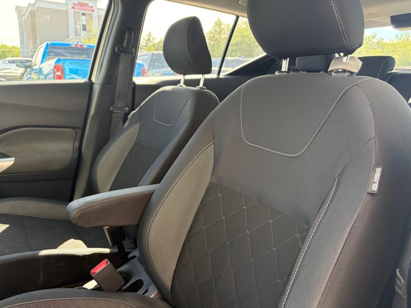 2019 Nissan KICKS SV