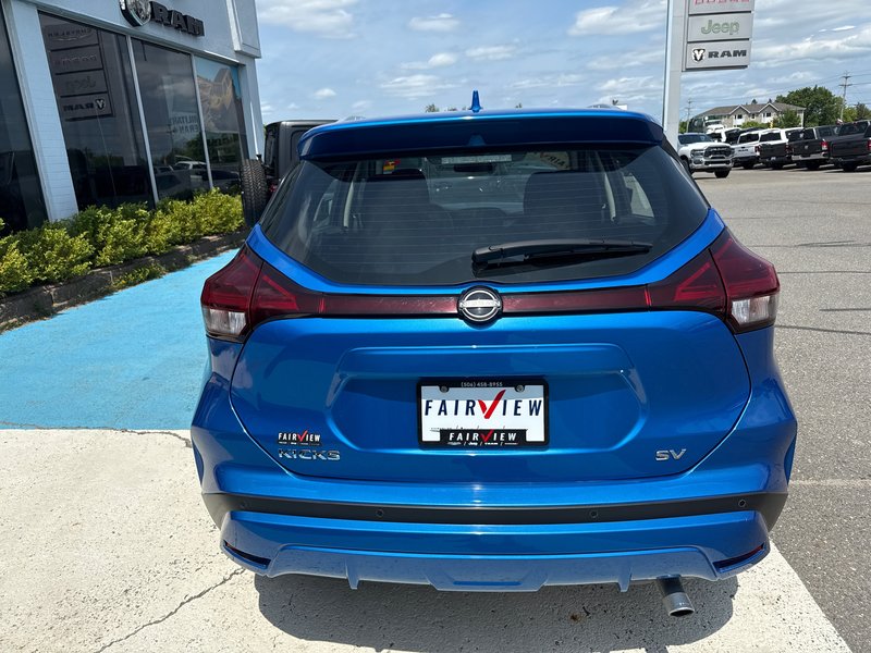 2022 Nissan Kicks SV