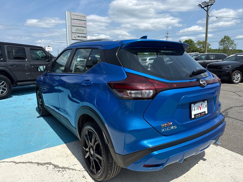 2022 Nissan Kicks SV