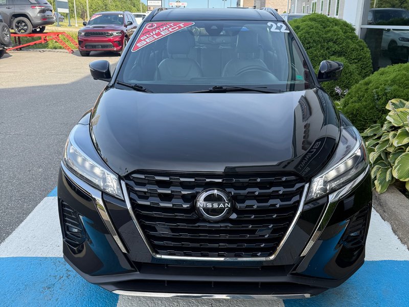 2022 Nissan Kicks SR