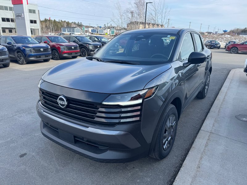 2025 Nissan Kicks S