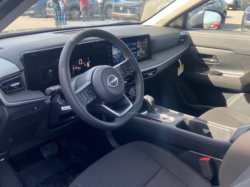 2025 Nissan Kicks S
