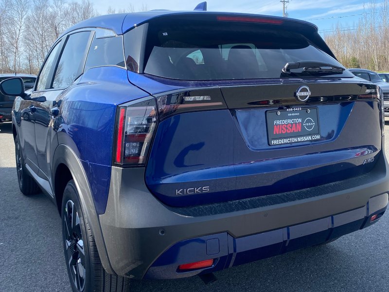 Nissan Kicks SV 2025