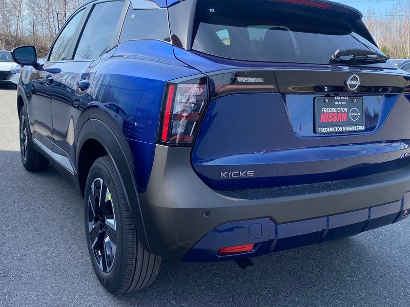 Nissan Kicks SV 2025