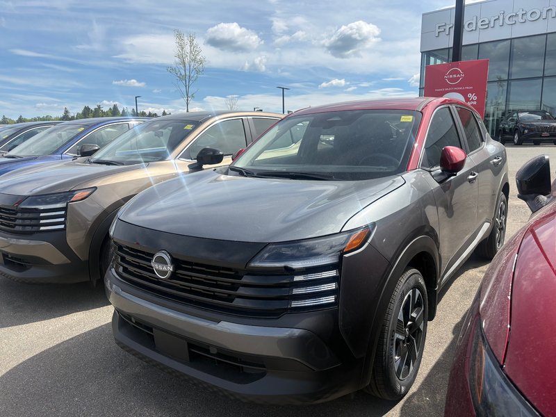 Nissan KICKS SV 2026